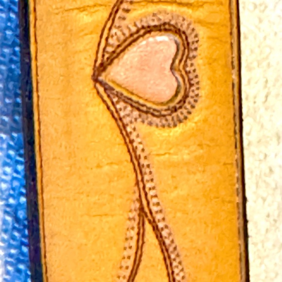 Vintage Western Larry Mahan Tan Leather Belt Pink Hearts Silver Buckle Sz 24 - Picture 12 of 16